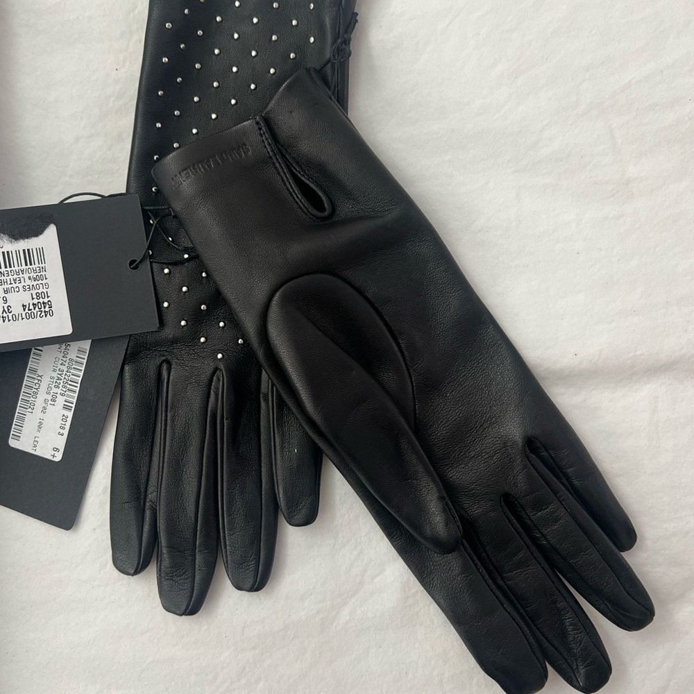 Saint Laurent Black Leather Gloves with Silver Studs - Picture 3 of 5